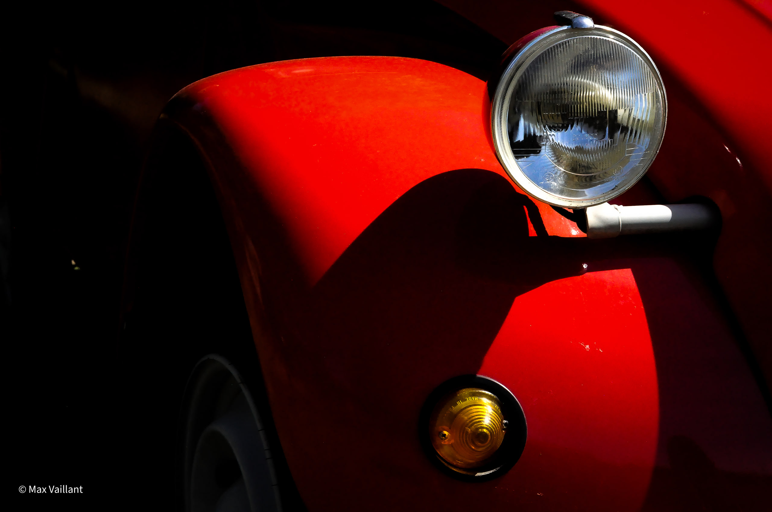 Jolie 2cv rouge
